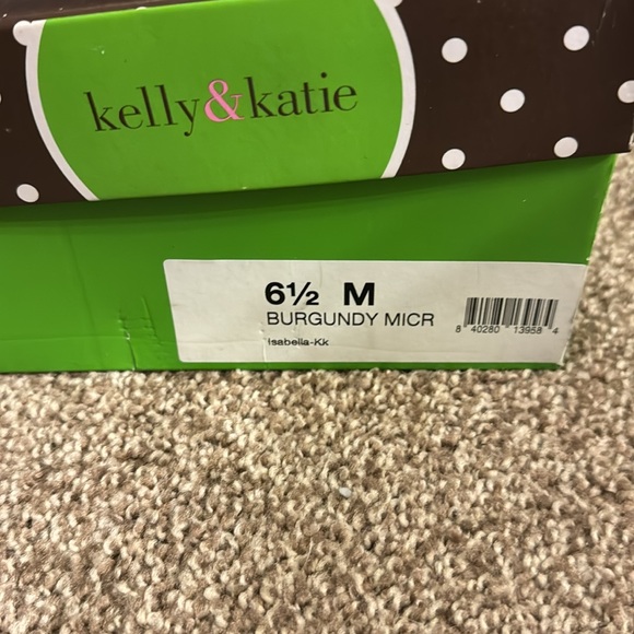 Burgundy Kelly & Katie Heels size 6.5 - Picture 4 of 5